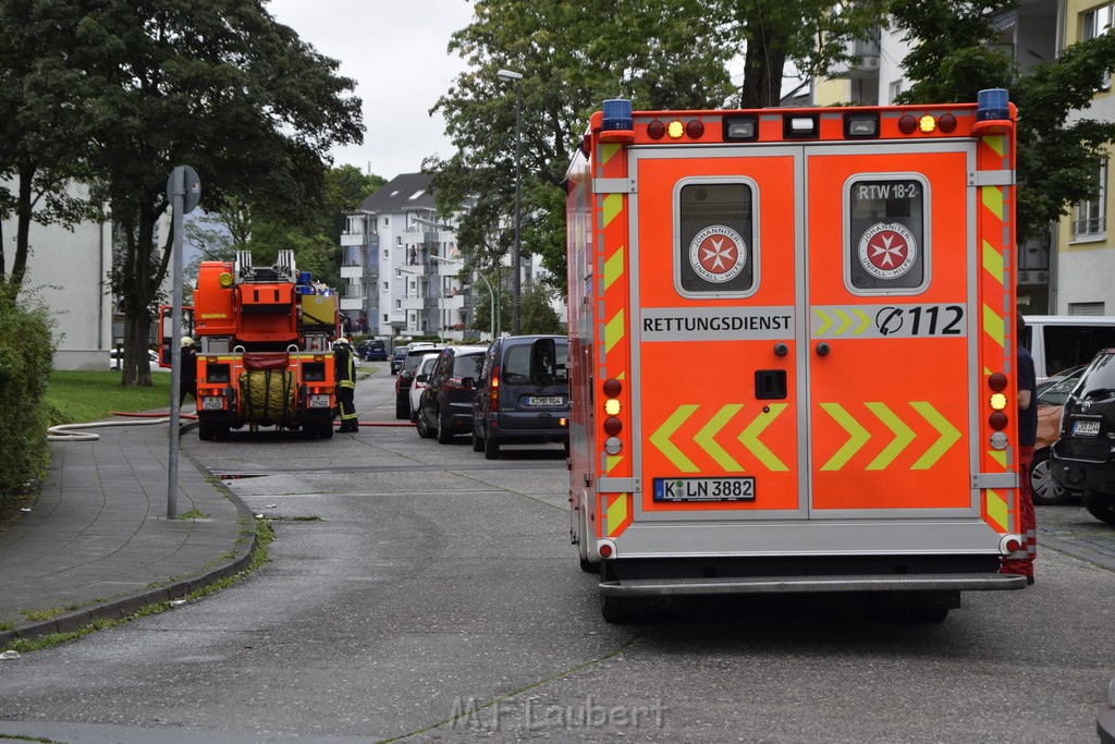 Feuer 1 Koeln Vingst Nobelstr P27.JPG - Miklos Laubert